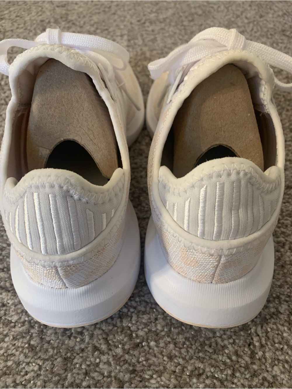 Adidas Womens Swift Run - Picture 6 of 7